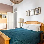 Modern 2-bed - Heart Of Downtown شقة Lisboa