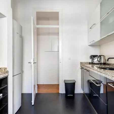 Apartamento Modern 2-bed - Heart Of Downtown