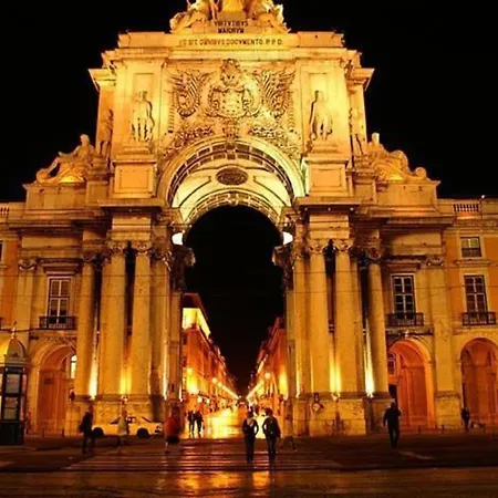 Modern 2-bed - Heart Of Downtown